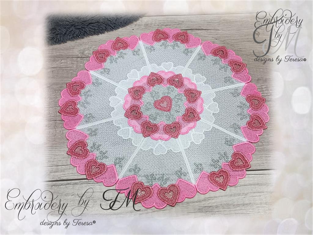 Doily with hearts/5x7 hoop