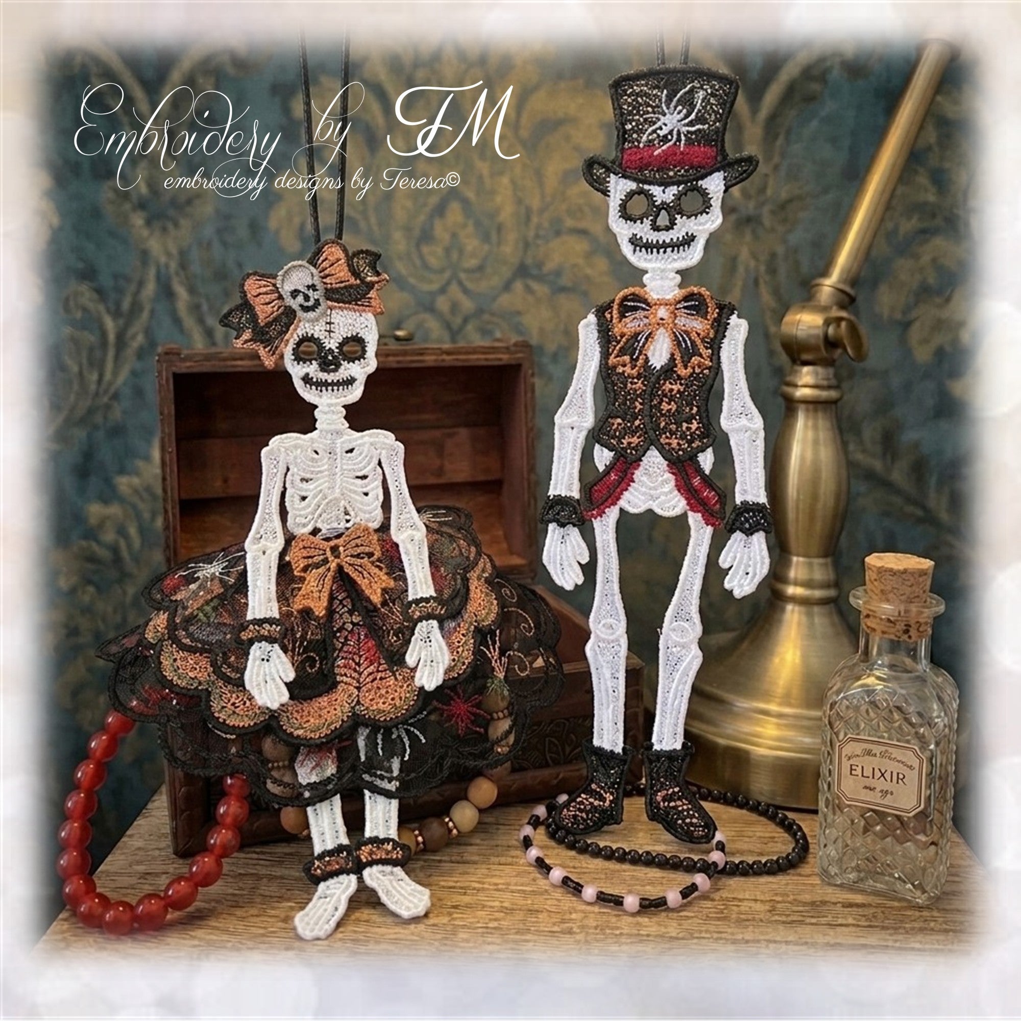 Skull FSL/ two sizes – Embroidery by TM - designs by Teresa