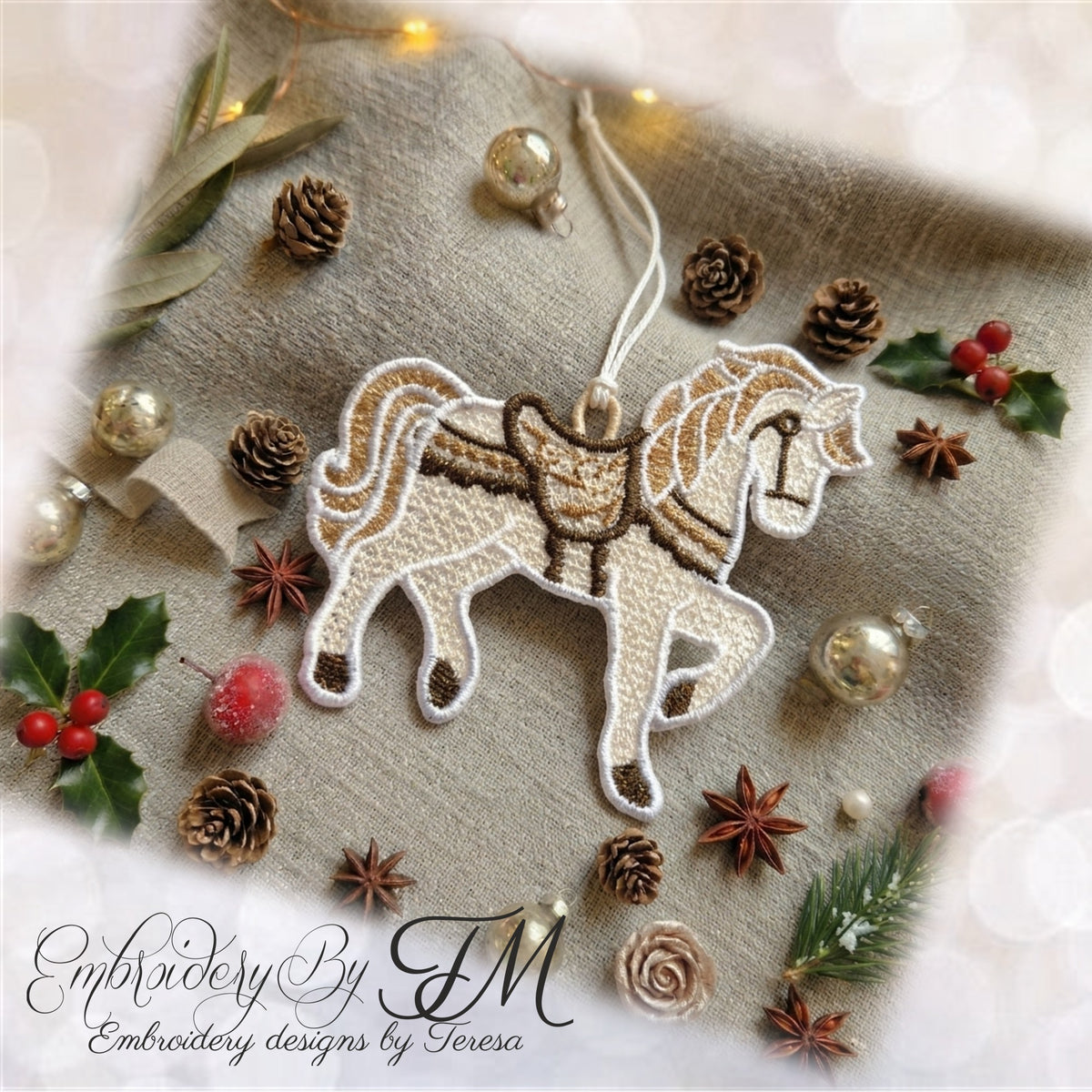 Christmas decorations Horse/4x4 hoop – Embroidery by TM - designs by Teresa