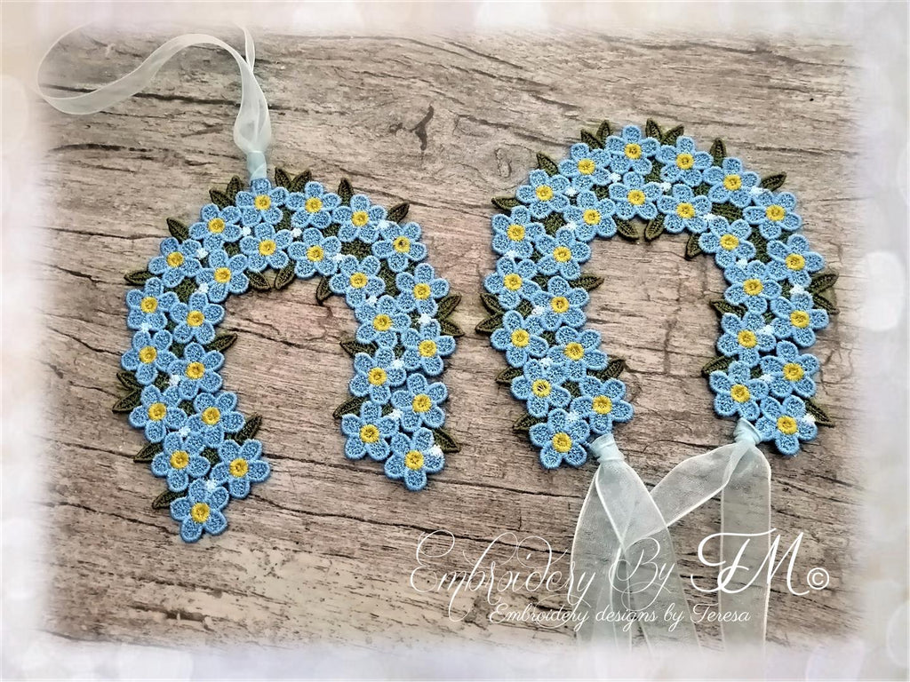 Horseshoe made of flowers FSL - Forget-me-not / 5x7 hoop
