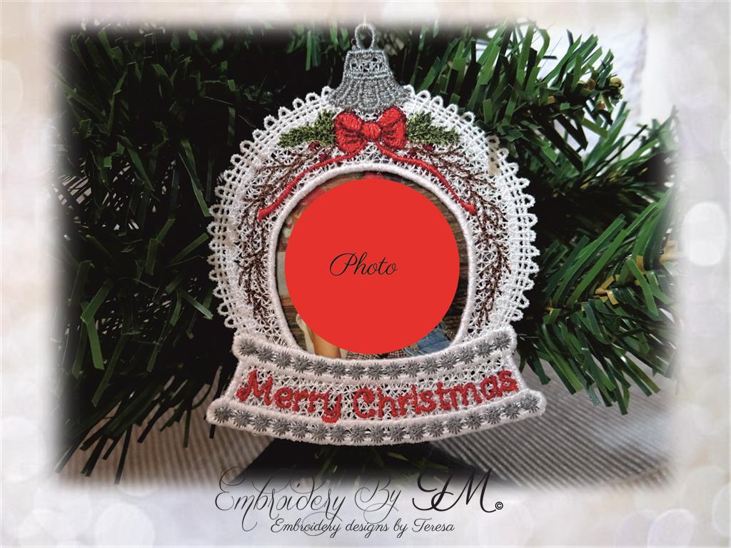 Photo frame Merry Christmas / 4x4 hoop / two variations with text and without text