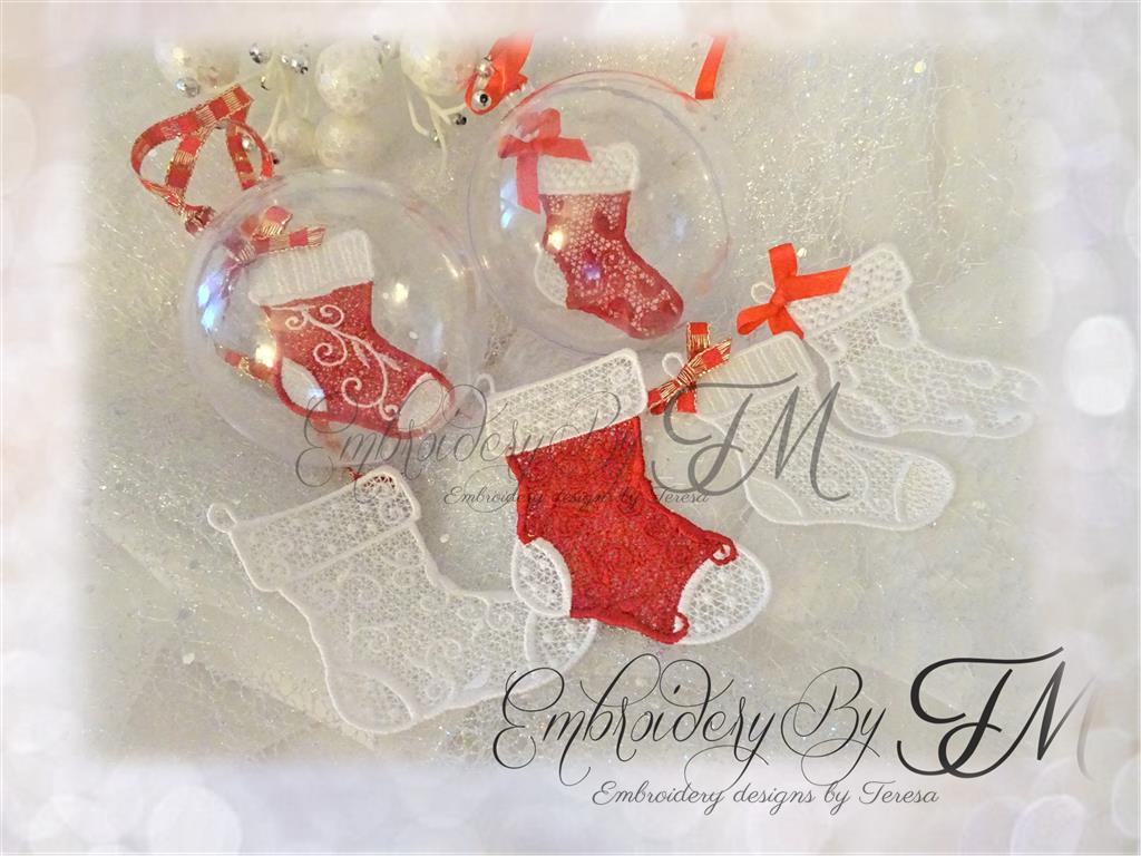 Christmas lace shoes / 4x4 hoop / three variations