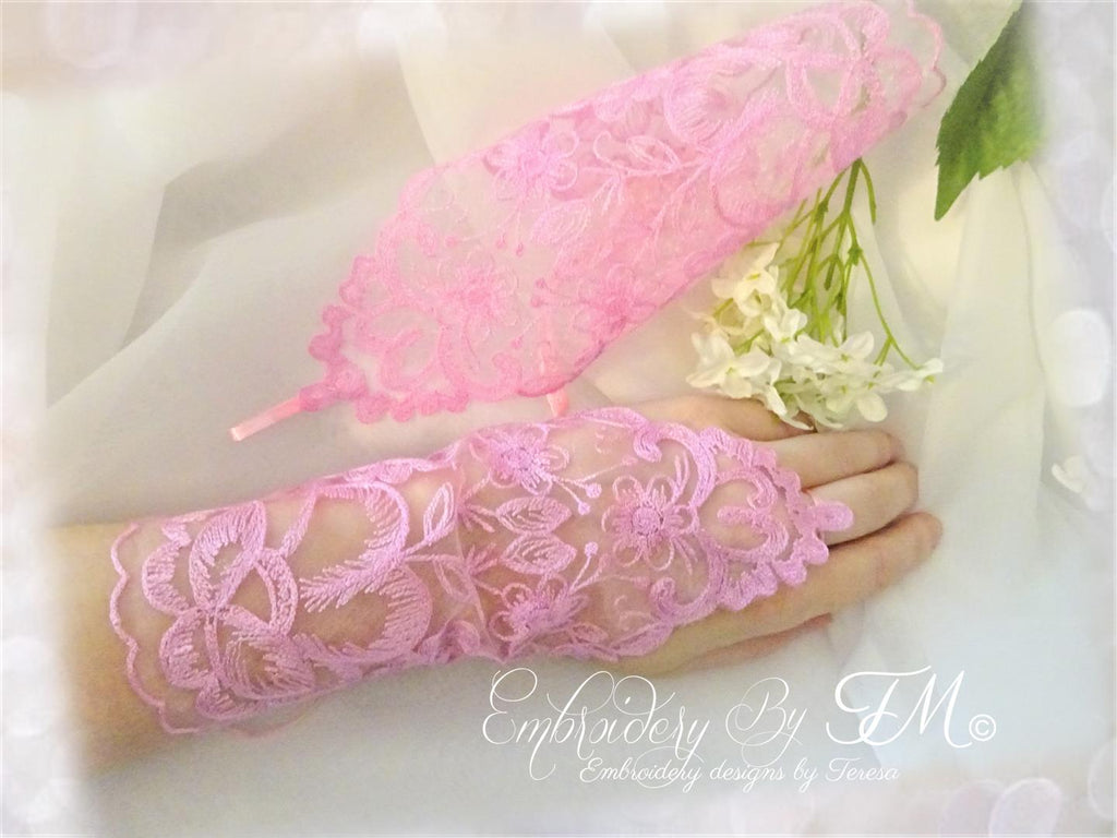 Gloves with design flowers -/embroidery on organza / three sizes/machine embroidery design