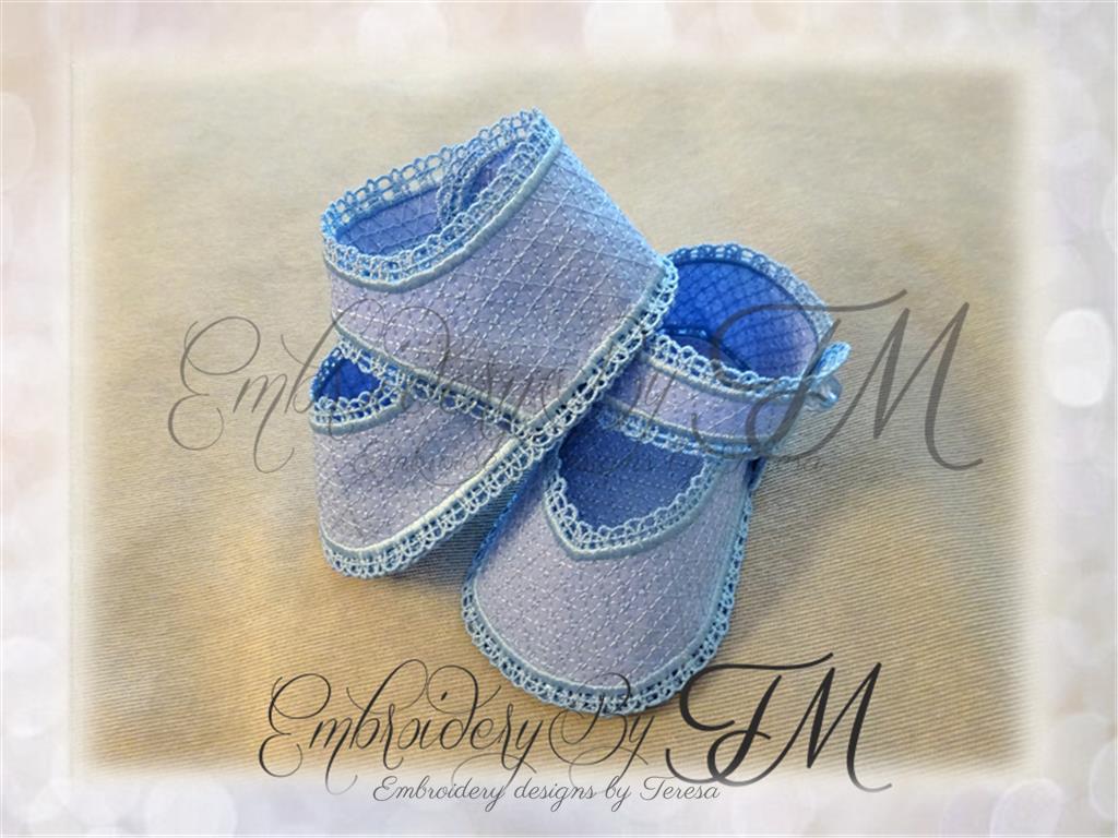 Baby booties boy No.44/ 5x7 hoop / a combination of fabric and lace