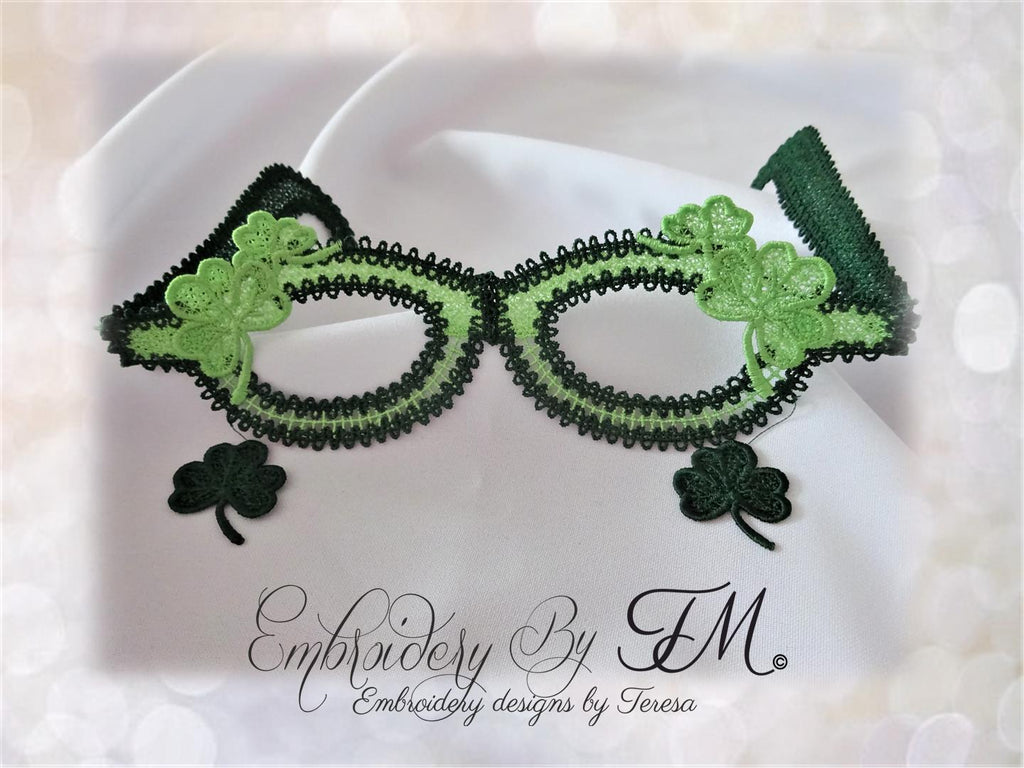 Crazy glasses on St. Patrick's Day / 4x4 hoop /The tie is not part of the design