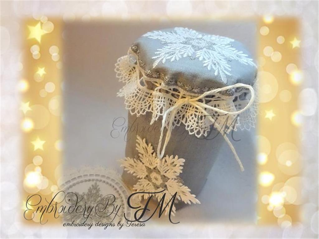 Jam jar covers or coaster - Snowflakes/ 4 sizes
