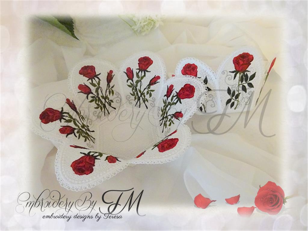 Lace bowls with roses / two sizes / 5x7 hoop and 4x4 hoop