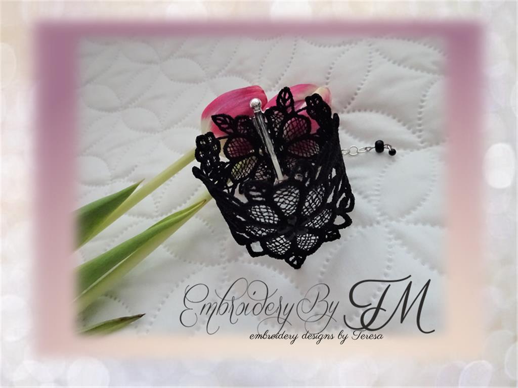 Set jewelry Flowers/ Necklace, earrings and bracelet