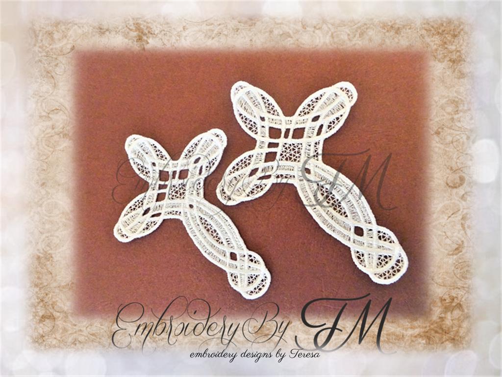 Lace cross  / 4x4 hoop / two sizes