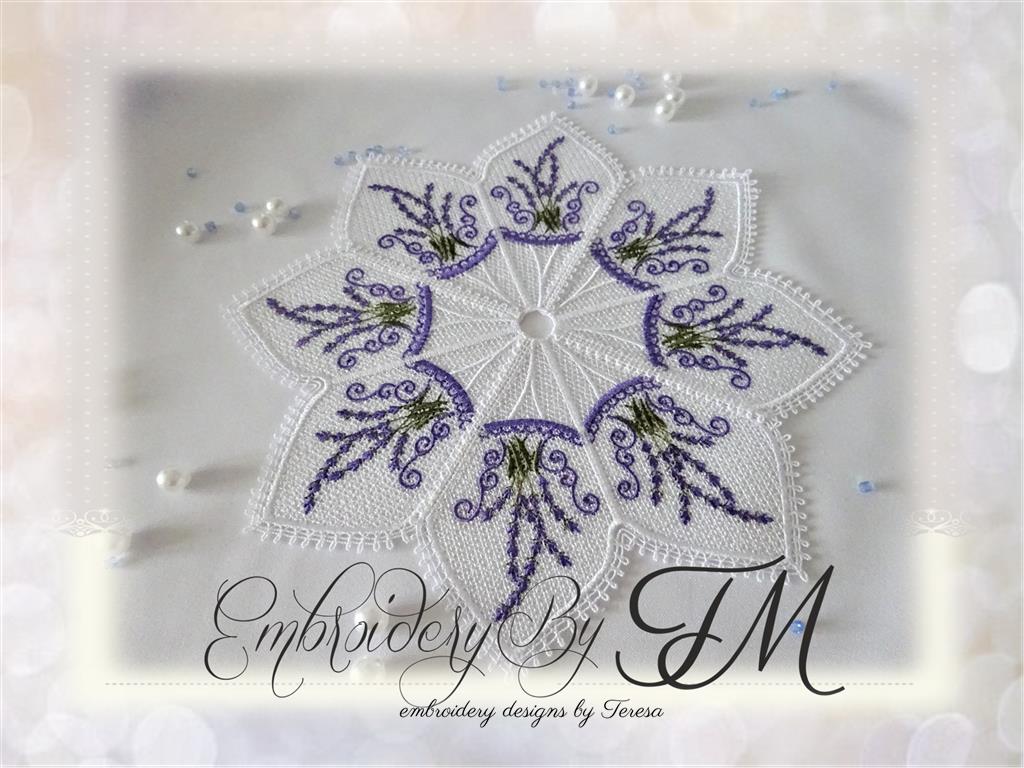 Lace doily with lavender/ two sizes / 4x4 hoop and 5x7 hoop