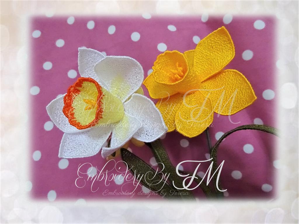 Flowers FSL – Embroidery by TM - designs by Teresa s.r.o.