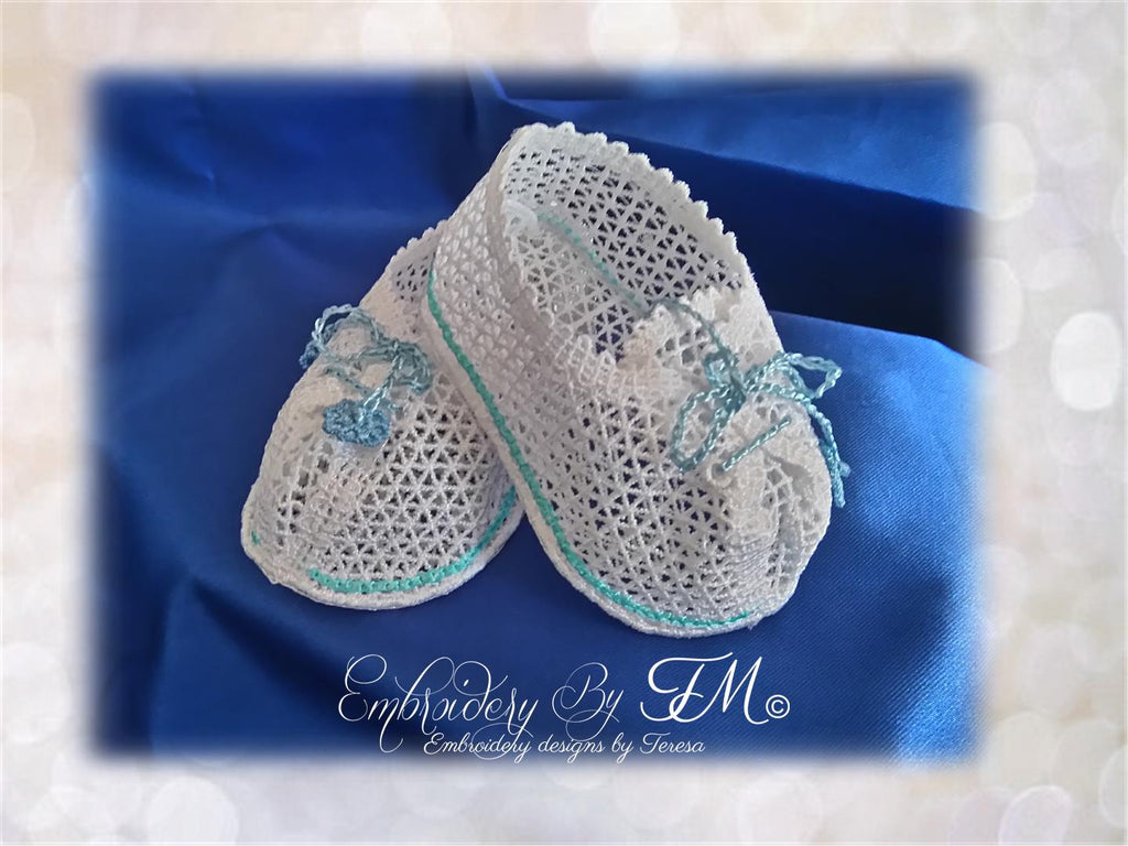 Baby  booties lace blue No.8/ 5x7 hoop
