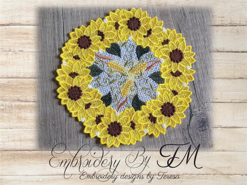 Small doily sunflower / 6x10 hoop