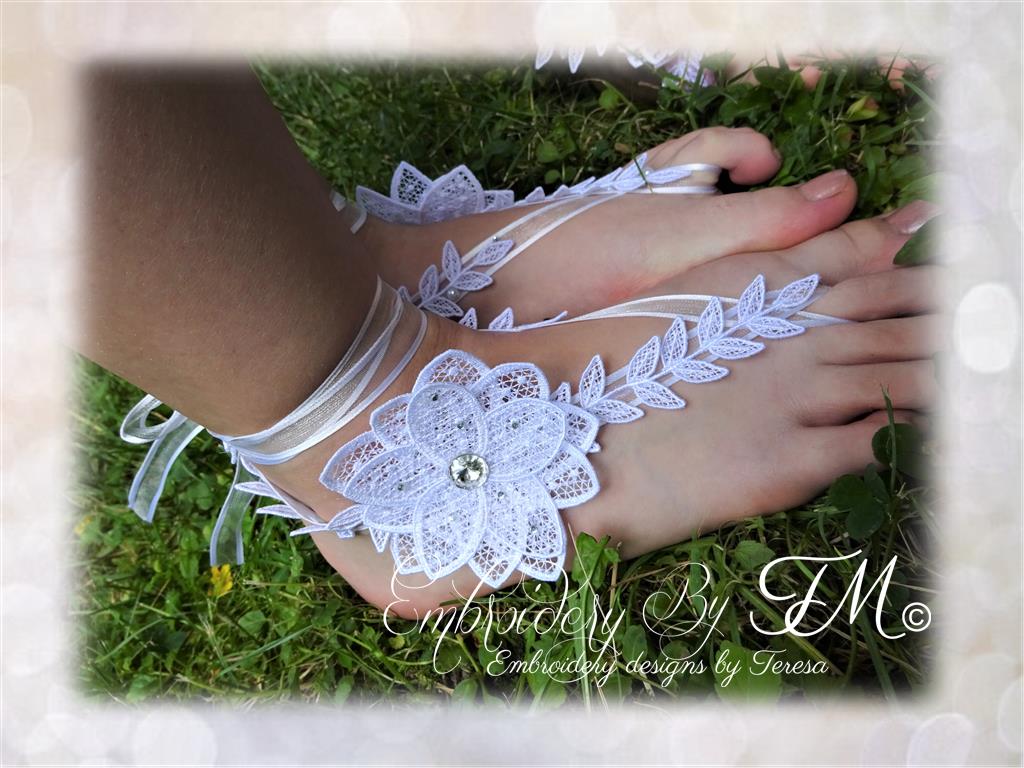 Design FSL  flower for barefoot sandals or headband / for adults and for older children and babies/4x4 hoop