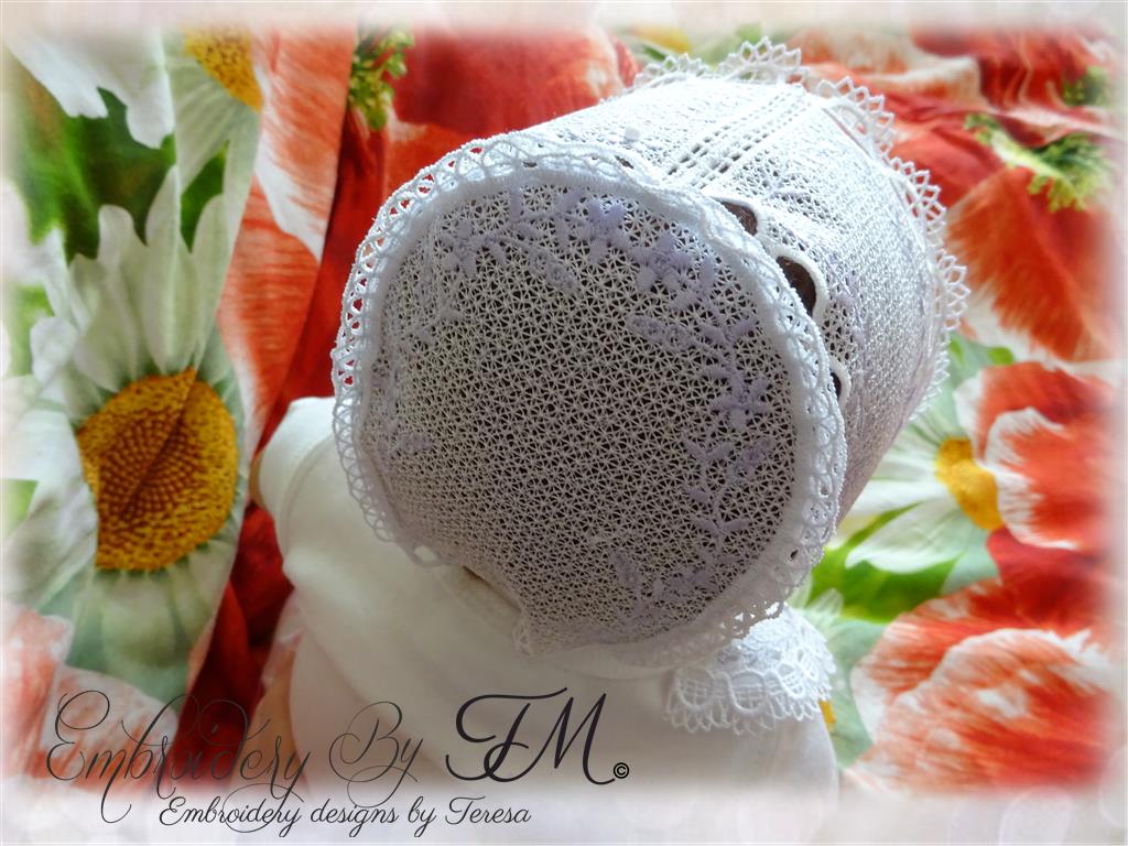 Baby bonnet lace de luxe / two sizes / (The collar and booties is not part of the file! Can be purchased individually.)
