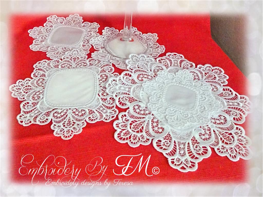 Doily and coasters vintage FSL / four sizes / combination of lace and satin