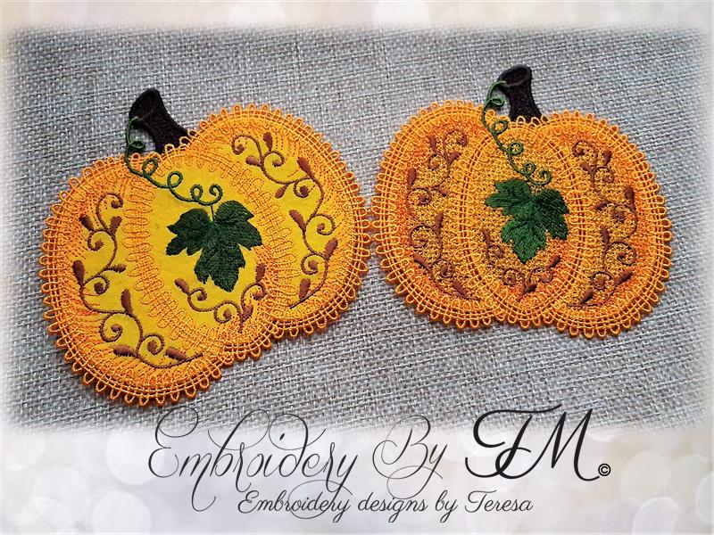 Coasters pumpkin / two sizes/ two variations