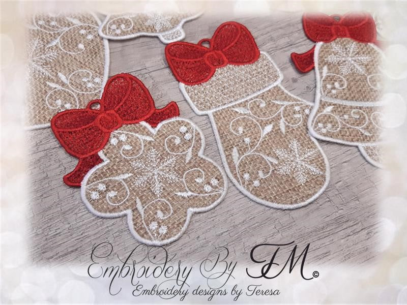 Christmas decorations - combination of lace and fabric / 4x4 hoop
